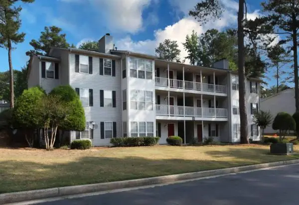 Receive your keys, Save 50% of Rent for 4 Months! Call for Details!
