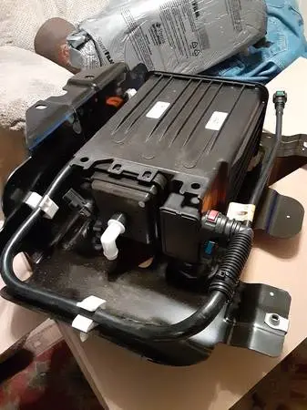 Ford--- Fuel Vapor Recovery Cannister