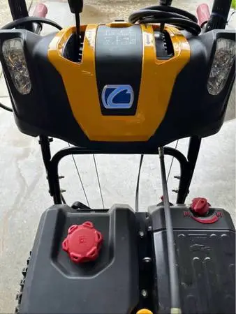 Snow blower
