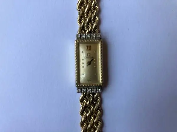 Ladies Vintage Omega Watch with 10 Diamonds