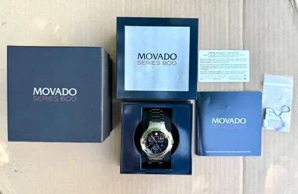 MOVADO Series 800 Swiss Made Mens 200 Meters WR Stainless Steel Watch