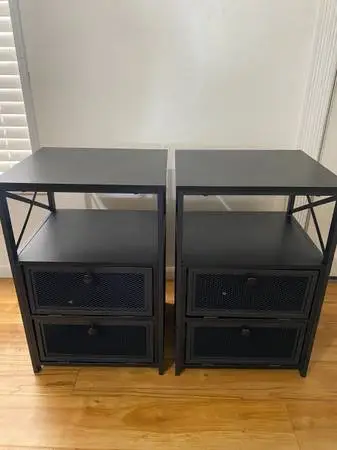 (2) Night Stands