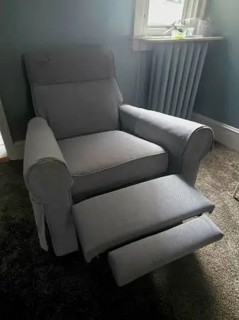 Like-New Armchair with Ottoman – Barely Used