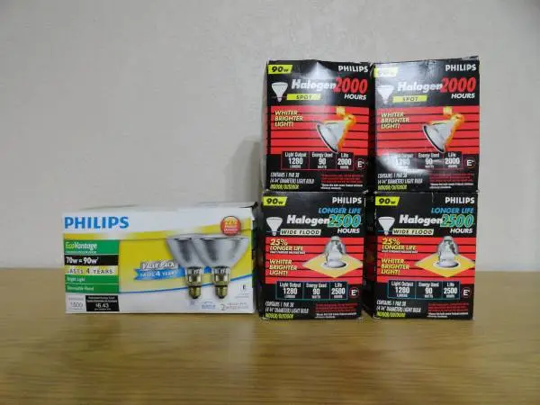 New Halogen Light Bulbs 6 for $20.00
