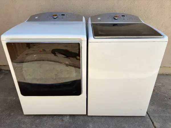 Kenmore 700 Series Washer & Gas Dryer Set