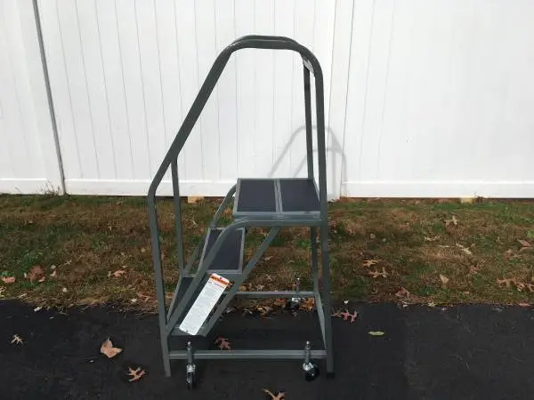 EGA ROLLING PLATFORM LADDER- STEP STOOL