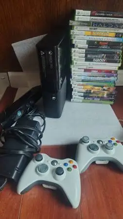 Fully Refurbished Xbox 360 E Bundle — 250GB HDD, Kinect, 2 Controllers