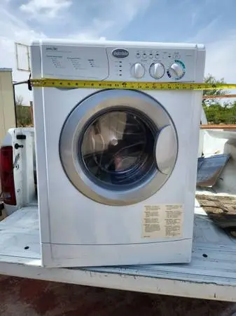 Splendide Washer & Dryer 2-in-1 system.