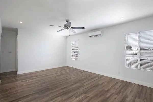 Beautiful 2BR in Mission Valley with Parking!
