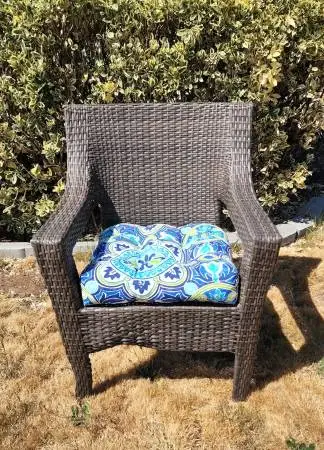 Outdoor resin woven chair