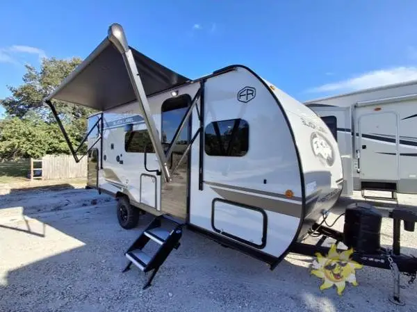 2026 Cherokee Wolf Pup Black Label 17JWBL Forest River RV