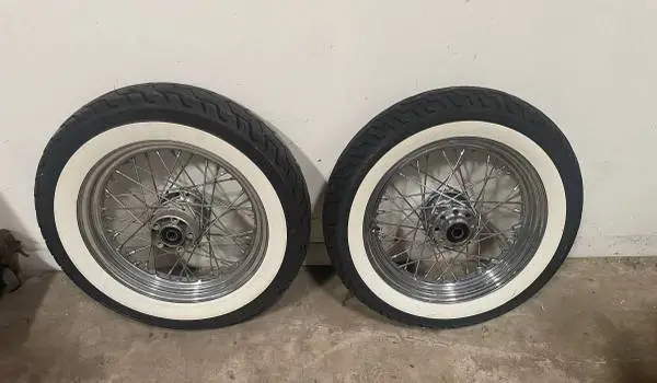 HARLEY DAVIDSON 16 WIRE WHEELS & WW TIRES