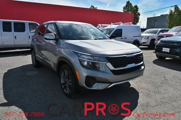 2023 Kia Seltos LX - AWD - Premium Cloth Seats - Apple Carplay