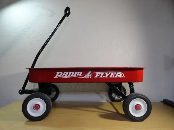 Radio Flyer Metal Wagon
