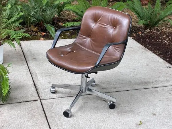 Vintage Mid century modern Pollock-style chair