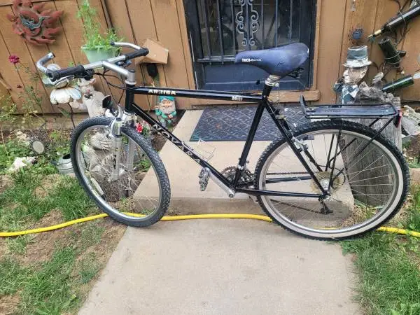 Novara Arriba 21 Speed Front Suspension Mountain Bike