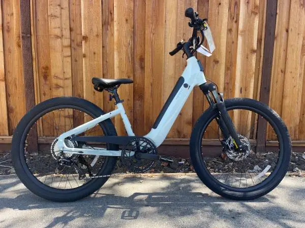 2026 Giant Vida E+ S/T