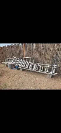 32 ft extension ladder