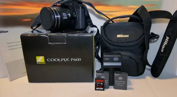 Nikon Coolpix P600. 60X Zoom, WIFI, HD Video. Like New