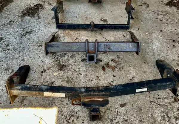 RECEIVER HITCHES