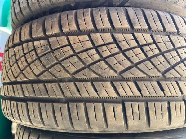 215/40/18 CONTINENTAL SET OF 4