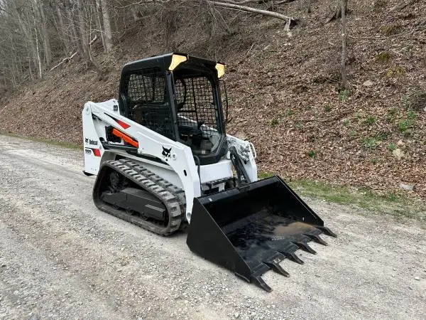 2020 BOBCAT T450 SKID STEER / TRACK LOADER - FREE DELIVERY