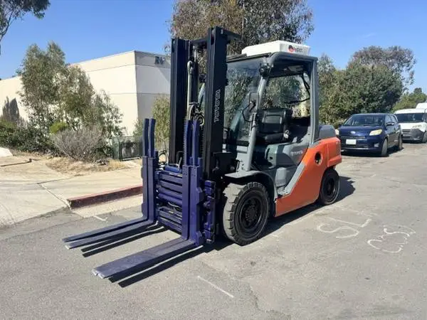 2017 TOYOTA DIESEL FORKLIFT 8000LB CAPACITY