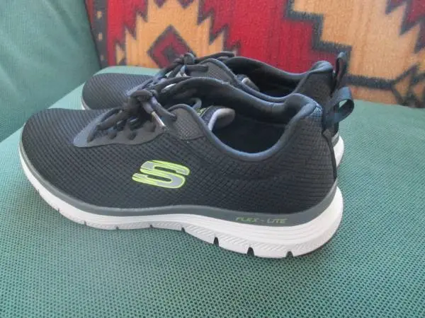 Skechers Flex-Lite Memory Foam Comfort Shoes/Size 8