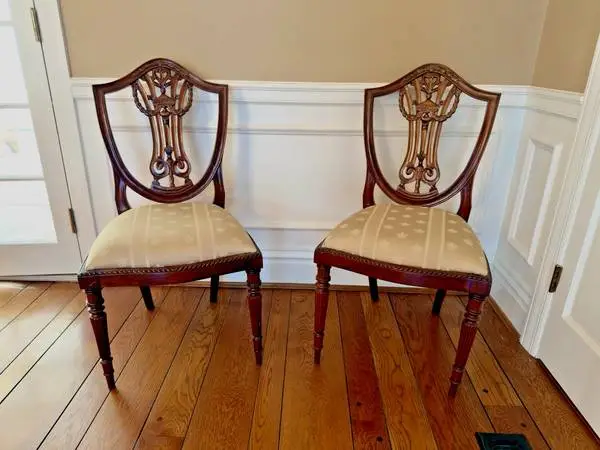 Pair of Mahogany Hepplewhite Shield Back Accent Chairs – Federal Style