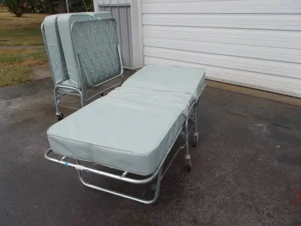 Foldaway Beds