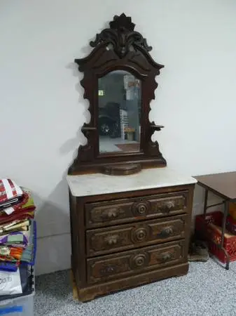 ***** ANTIQUE DRESSER *****