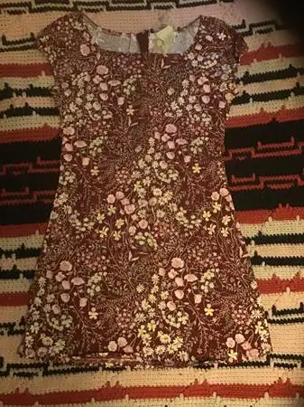 Very Pretty Vintage Hanna Flowered Girls SZ Large Dress
