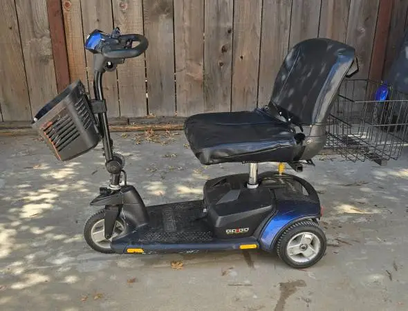 GoGo Elite Traveler scooter