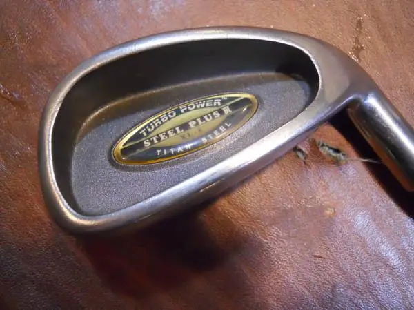 golf  R/H 6 iron graphite shafts
