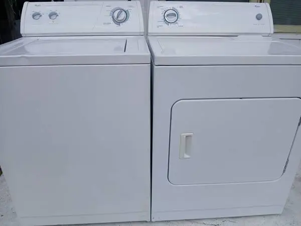 Washer and Dryer Whirlpool