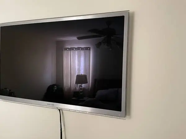Samsung UN55C8000 55 3D-ready, Internet-ready 1080p LED-LCD HDTV