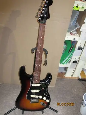 fender ultra luxe stratocaster