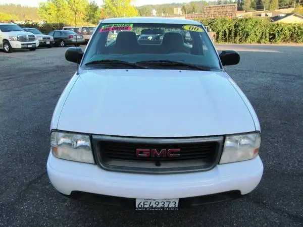 GMC S10 Sonoma Grille and Headlights