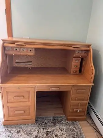 Computer Rolltop Desk