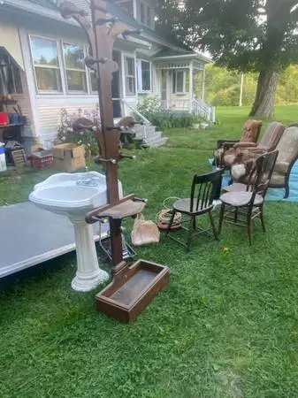Large estate clean out