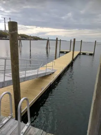 Floating docks custom built to order