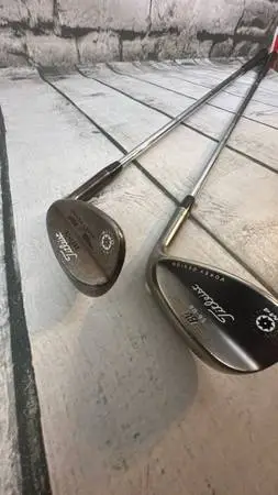 TITLEIST BV SM 4 60 DEGREE AND TITLEIST BV SM 5 56 DEGREE GOLF CLUBS