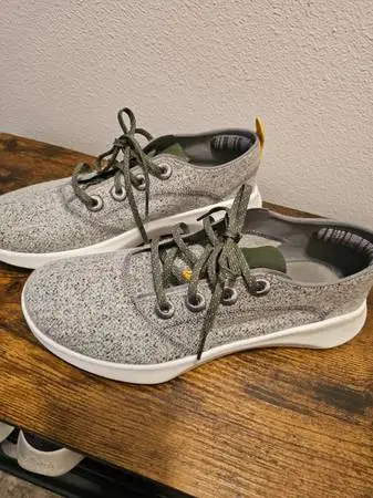 NEW Allbirds sneakers shoes-womens super light wool runners