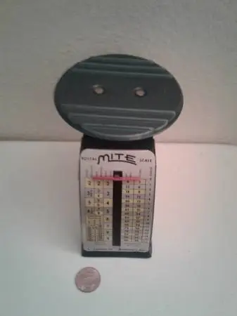 Reduced: Working Postal Scale from 1953😎