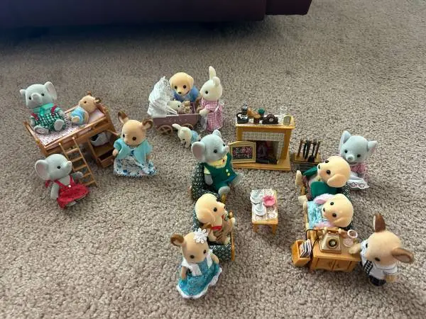 Calico Critters Family and Furniture Sets