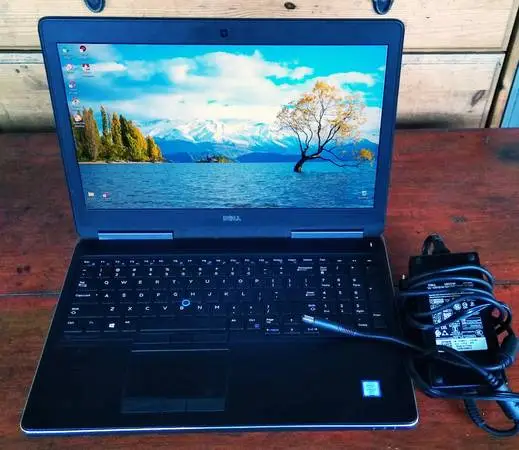 15.6 Precision 7510 Intel core i7 @3.7GHz 750GB 16GB 4GB Quadro W11p