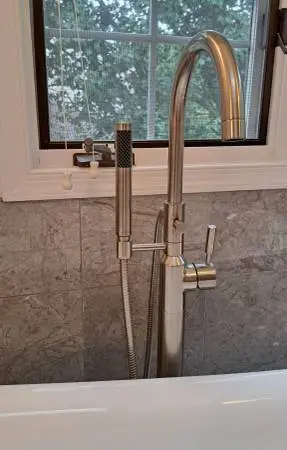 ARE YOU LOOKING FOR A PLUMBER ? CALL ME !!