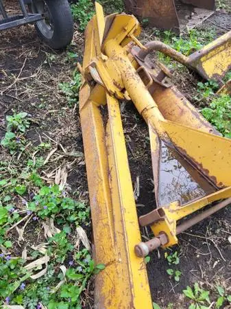 3 rear tractor blades