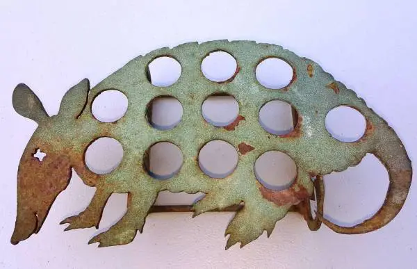 Antique Armadillo shape Chile Grill Rack