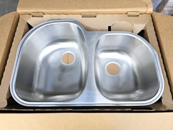 KITCHEN SINK 18-Gauge KOHLER Sterling Cinch Undermount Stainless Steel